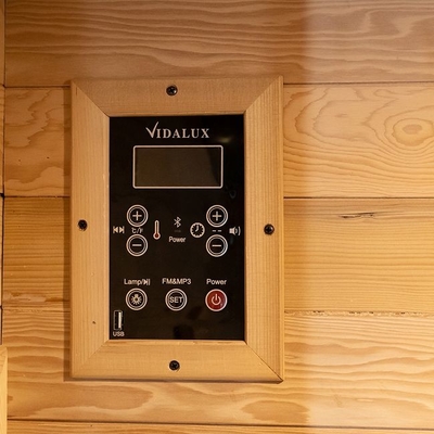 Ξύλινο εσωτερικό 1750W 2 χαμηλό EMF σαουνών προσώπων υπέρυθρο